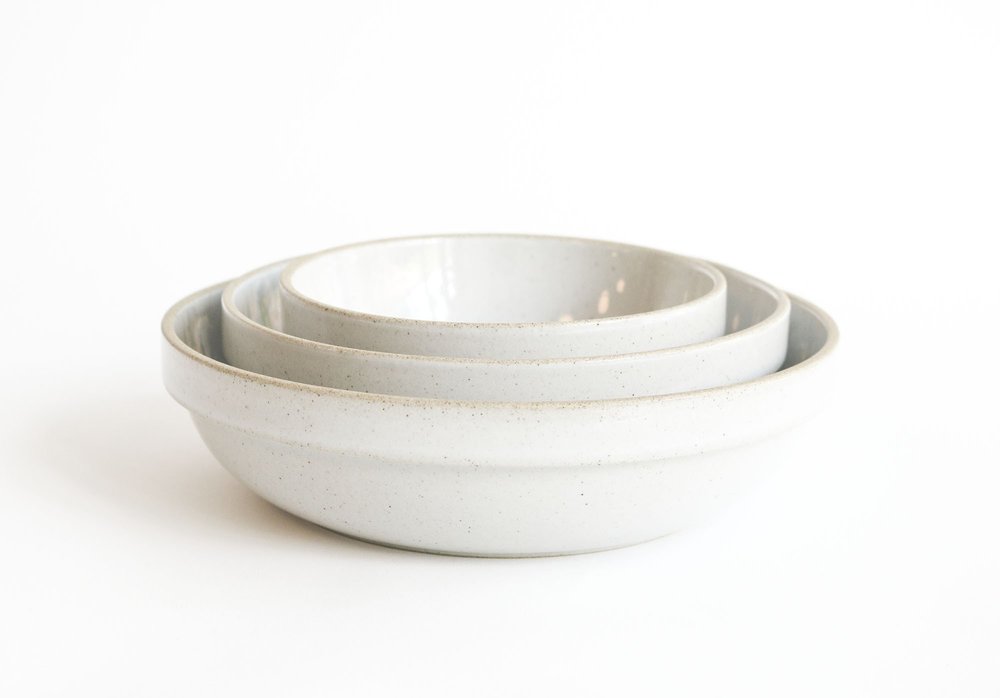 Gloss Grey Bowls  Gloss Grey Rounded Bowls made from Hasami Porcelain.